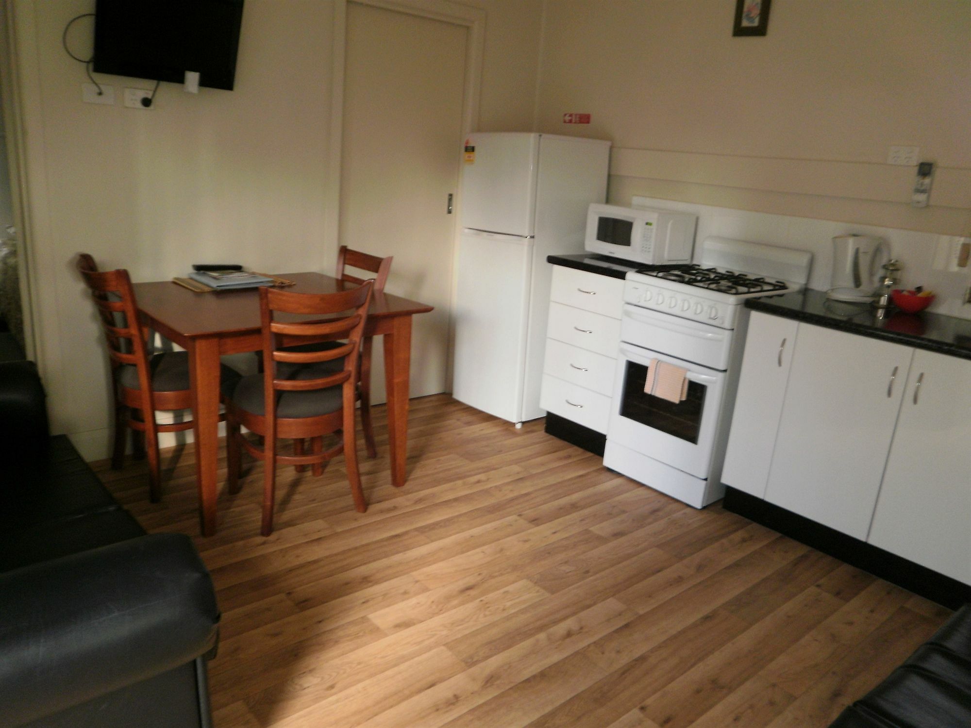 Kickback Cottages Lakes Entrance Exteriör bild